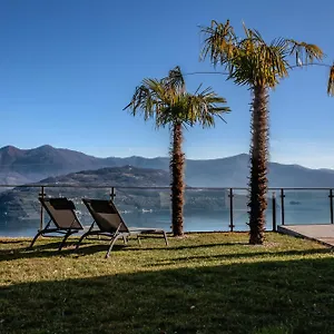  Apartment Mia Isola With View, Garden And Swimming Pool